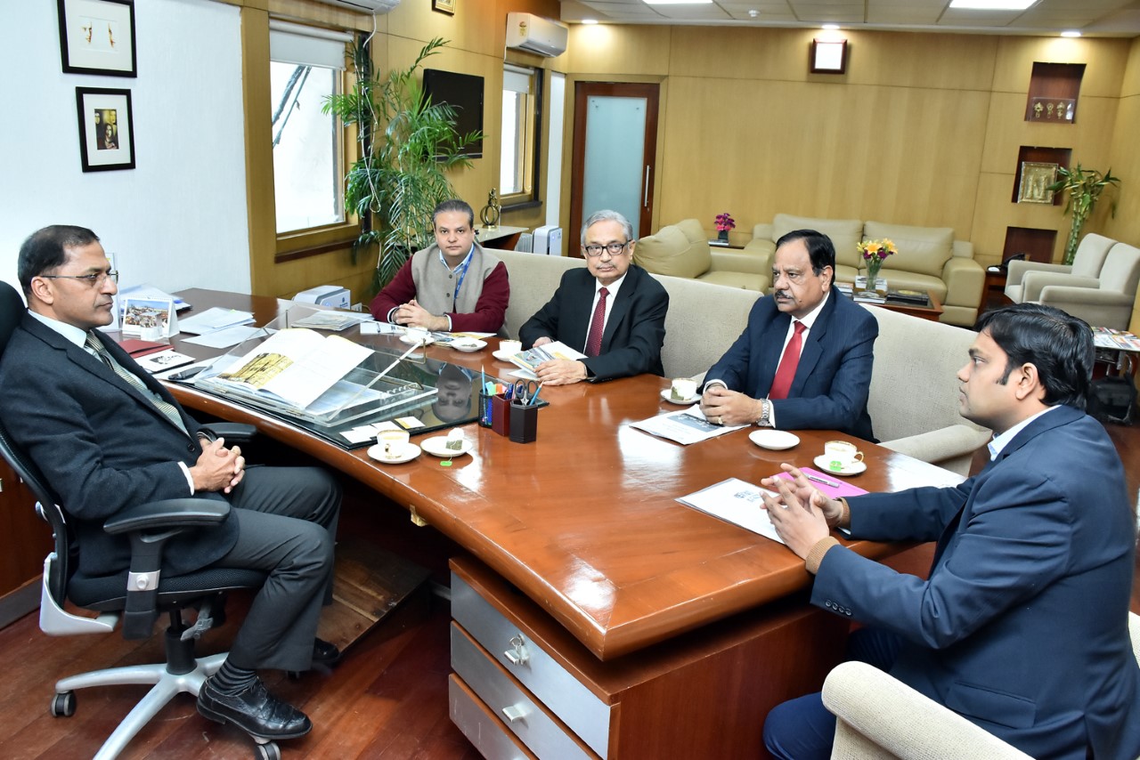 FICCI Events: Mr. S N Roy, Chairman FICCI Capital Goods Committee & CEO & MD - L&T Power Ltd. and Member of the Board - L&T presenting the FICCI Study on' Opportunities for Capital Goods Industry with Indian Railways and Metros' to Shri Arun Goel, Secretary Heavy Industry in New Delhi.